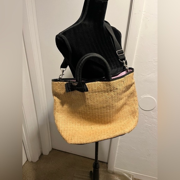 Bath & Body Works Handbags - NWT VIP Bath and Body Works Woven Straw Tote- Large